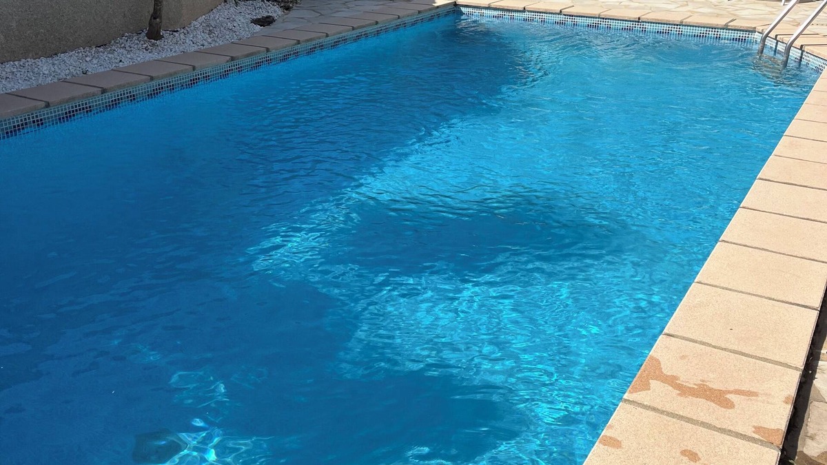 Pomerols Villa | Villa 15 minutes from the beach with private pool. Available for 6 people.
