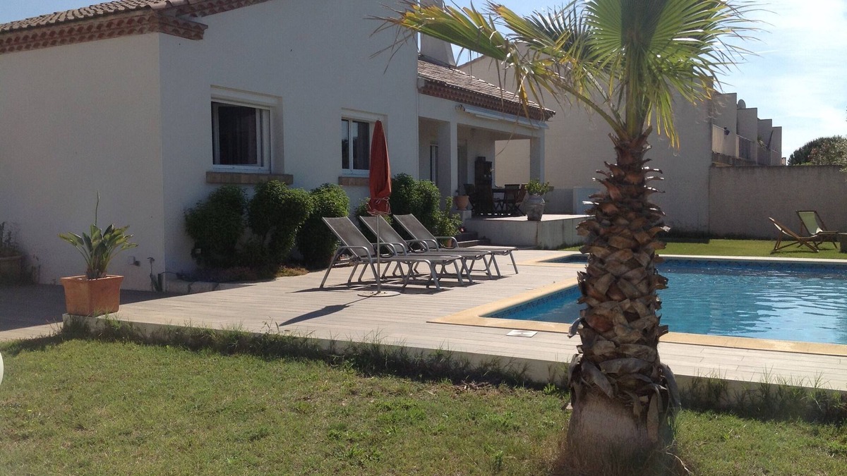 Aigues-Mortes Villa | Villa 150 m2 garden swimming pool 10 minutes from the beaches