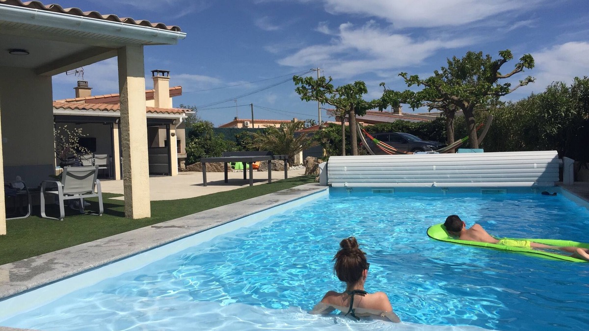 Vias House | VILLA 2 TO 10 PERS. VILLA PRIVATE HEATED POOL, SEA 80 M, LAND 700M2
