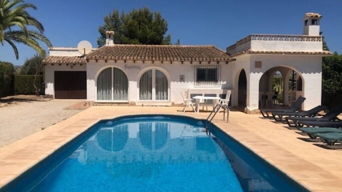 El Tesoro Ski Chalet | Villa 3 bedrooms | 6 guests | private pool
