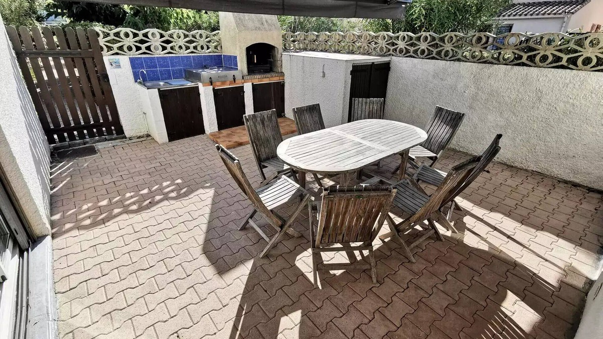 Port Leucate Villa | VILLA 3 ROOMS sleeps 6 PORT LEUCATE