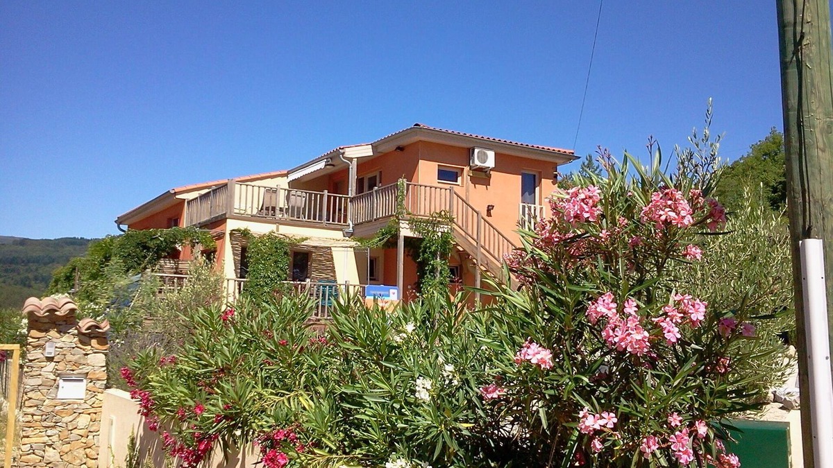 Lamalou-les-Bains Apartment | Villa 4 gites of even foot, adapted PMR and Handicapés in peace clear southern sight