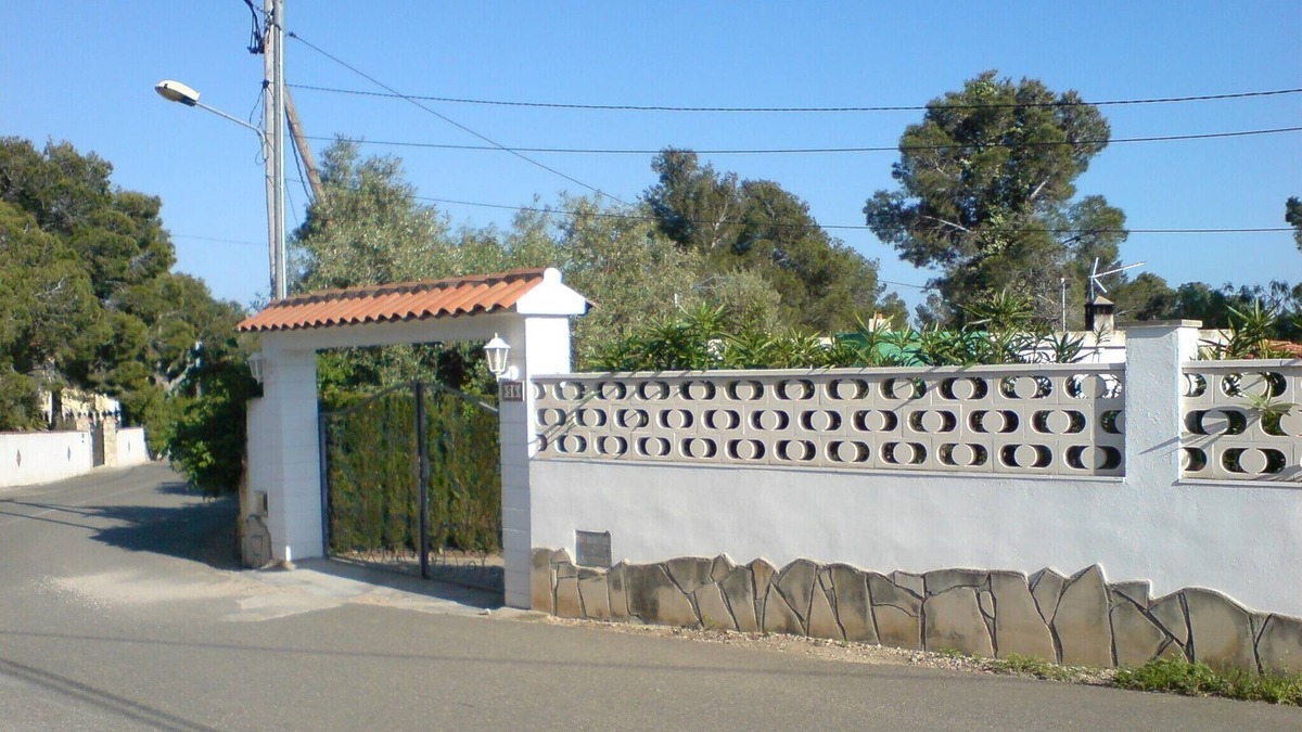 Les Planes del Rei Villa | Villa 4 people with private pool, BBC, parking, garden, 7 minutes from the sea