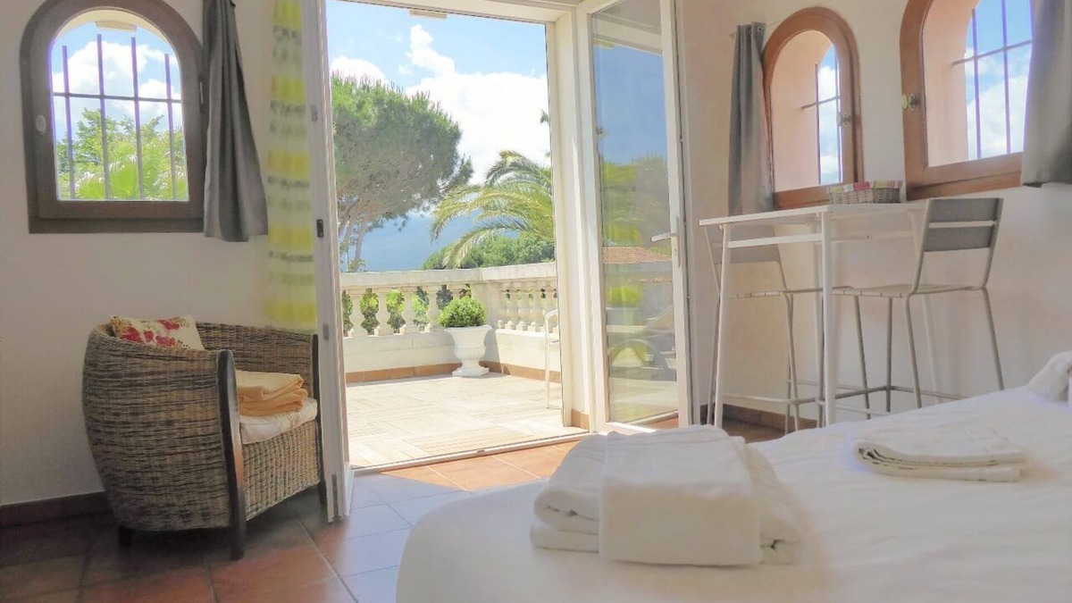 Argeles-sur-Mer Villa | Villa 400m2, 6 bedrooms, 10 min walk to the beach