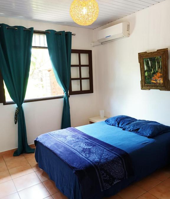 Les Hattes Villa | Villa 8 personnes, 3 chambres climatisées + Studio indépendant