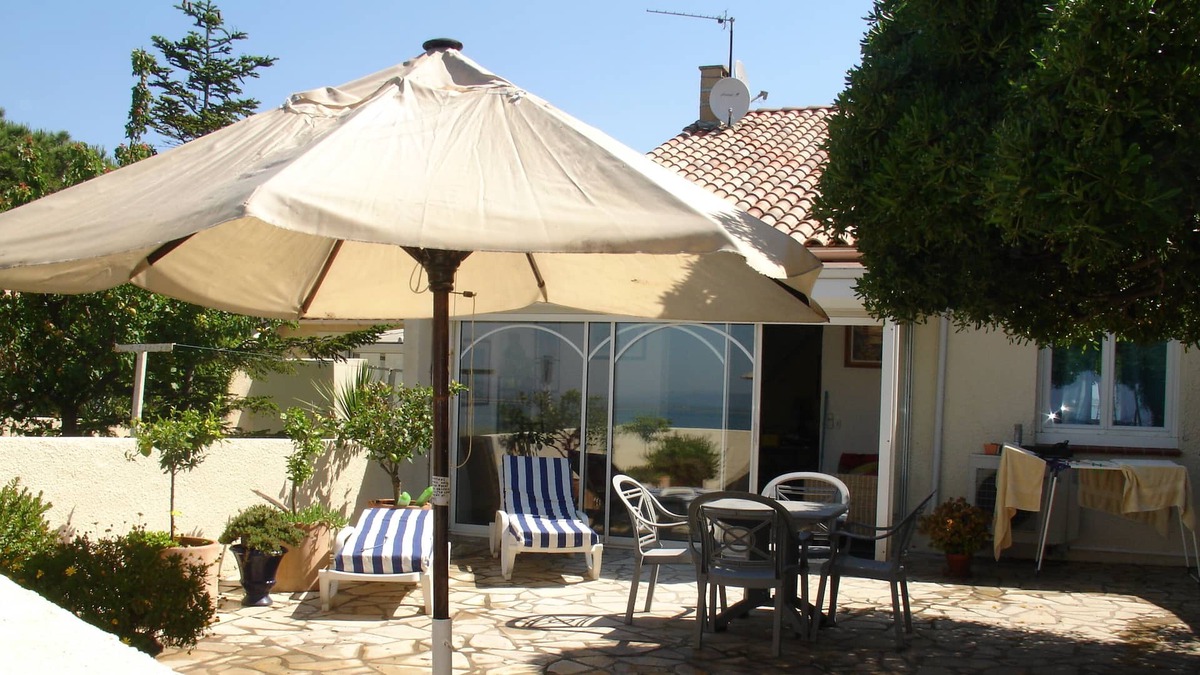 Palavas-les-Flots Villa | Villa 91m2 100m from the beach and view of the pond