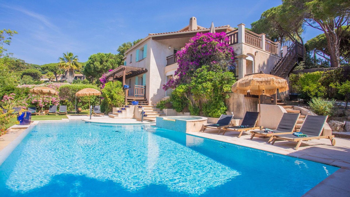 La Nartelle Villa | Villa 'À 200m De La Plage' with Sea View, Wi-Fi and Air Conditioning