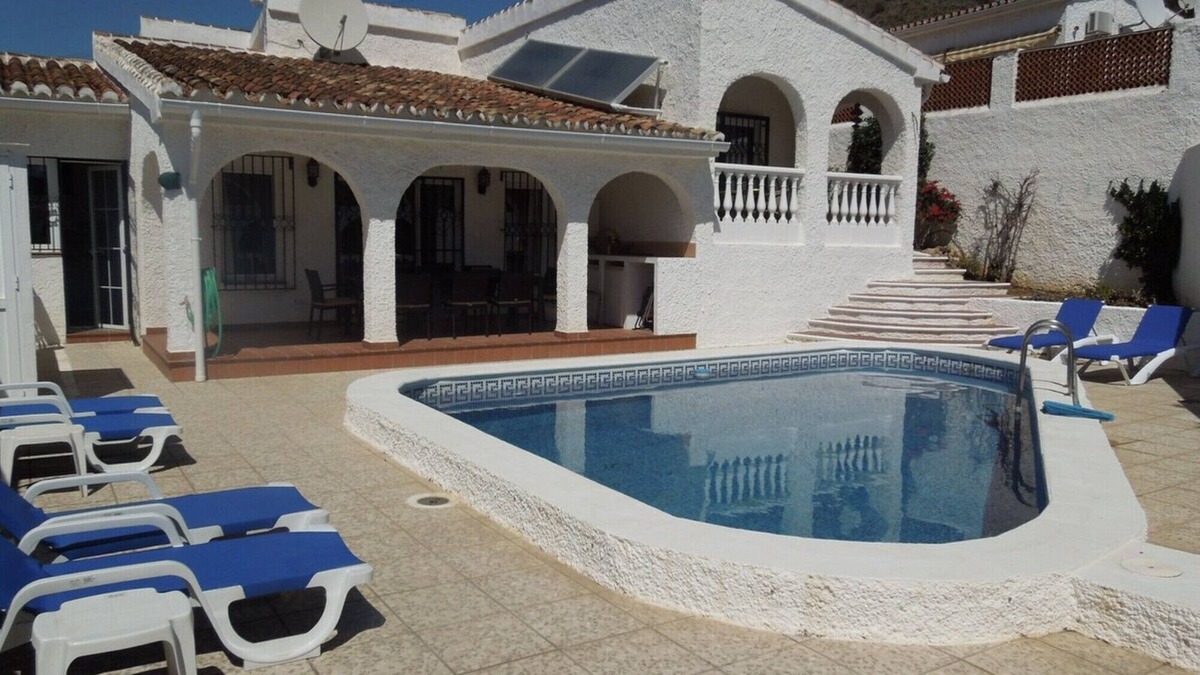 Nerja Villa | Villa 'Acebo' with Sea View, Wi-Fi and Air Conditioning