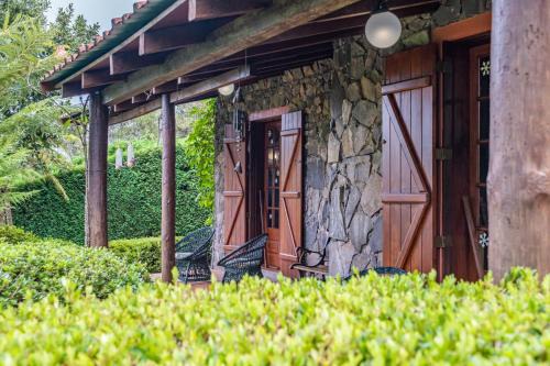 Santana Ski Chalet | Villa Achada da Mouca by Homie