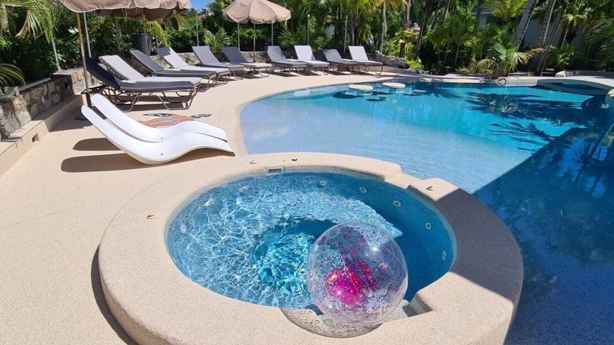 Orient Bay Apartment | Villa Adam & Eve – Luxury & Serenity in Saint Martin -Orient baie- 8to 16 guest
