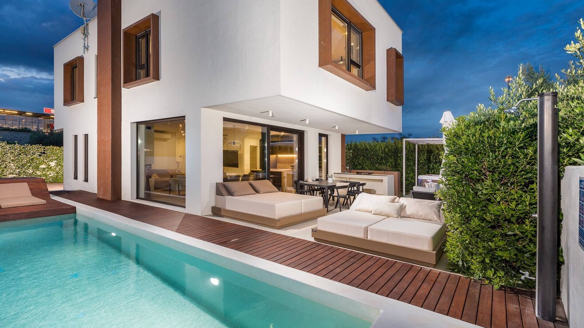 Gregovica Villa | Villa Adora for 6 people in Pula with private pool, jacuzzi & children playground