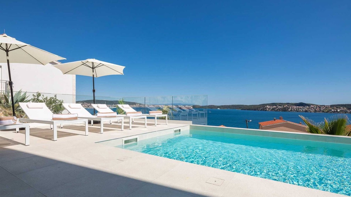 Seget Donji Villa | Villa Adria View with Heated Pool I