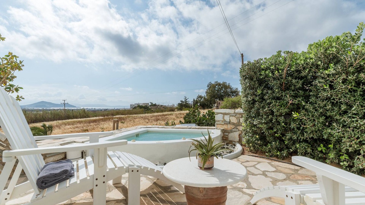 Agkidia Villa | Villa 'Aeolos Cleo' with Sea View, Wi-Fi and Air Conditioning