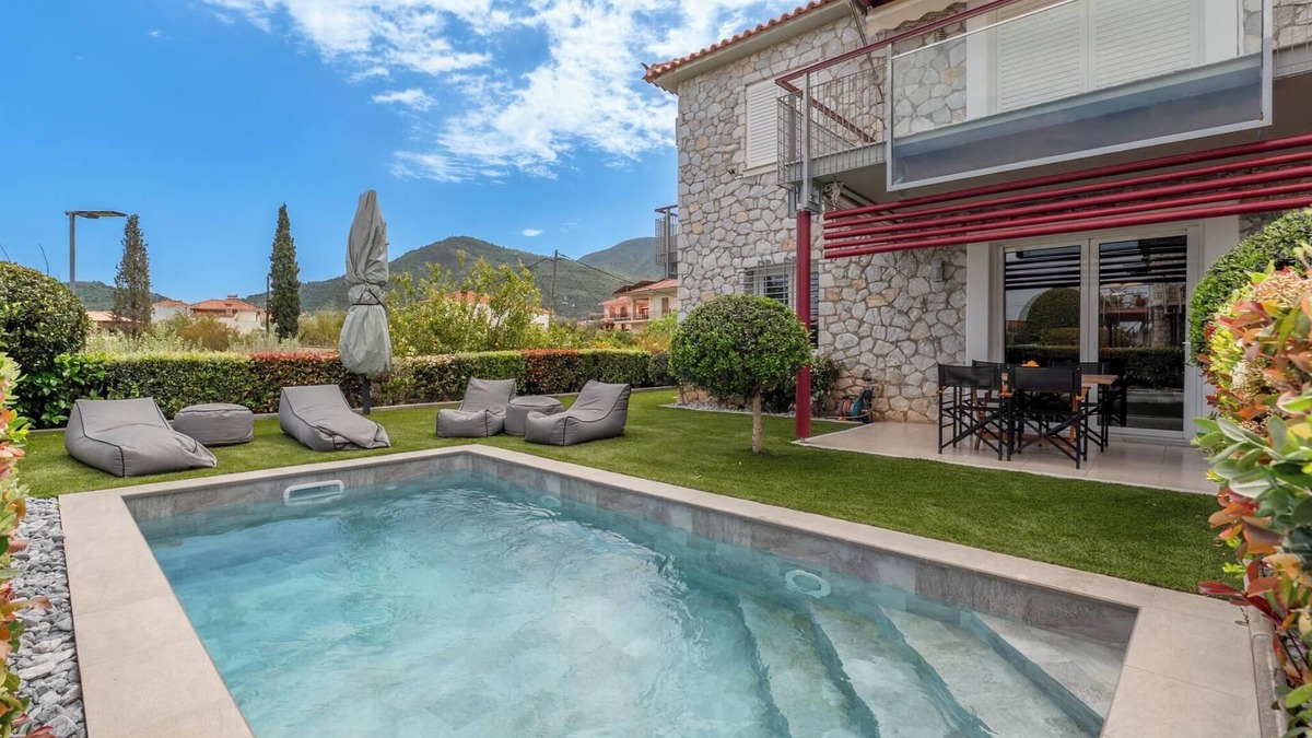 Tiros House | Villa Aggeliki by Tyros Boutique Houses