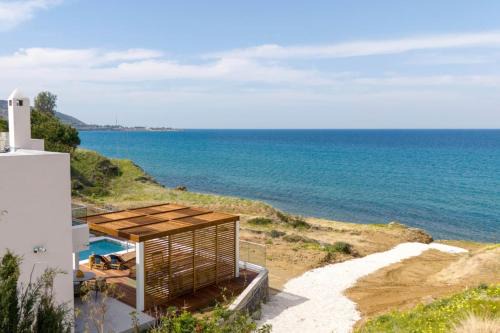 Pachyammos Villa | Villa Akroyiali - Seafront Serenity with Shared Pool