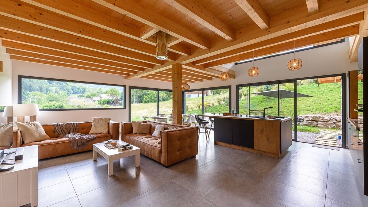 Saint-Jorioz Ski Chalet | Villa Alésia - Jacuzzi et vue montagnes, environnement apaisant