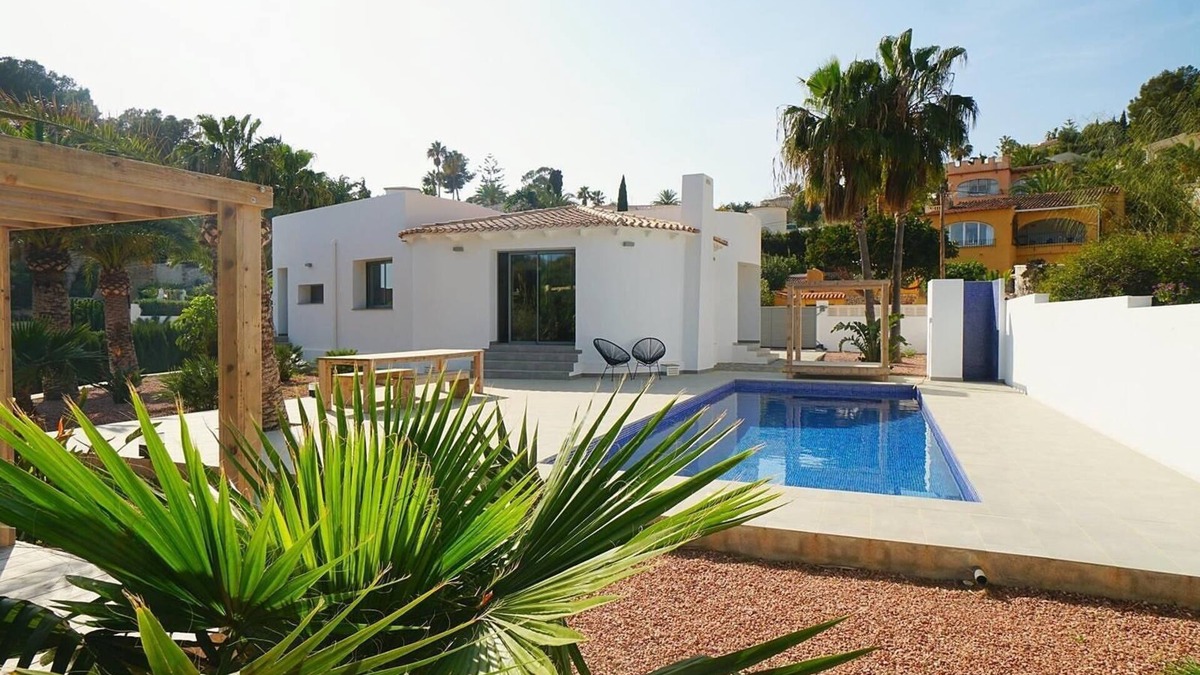Benissa Coast Villa | Villa 'Alegria' with Sea View, Wi-Fi and Air Conditioning