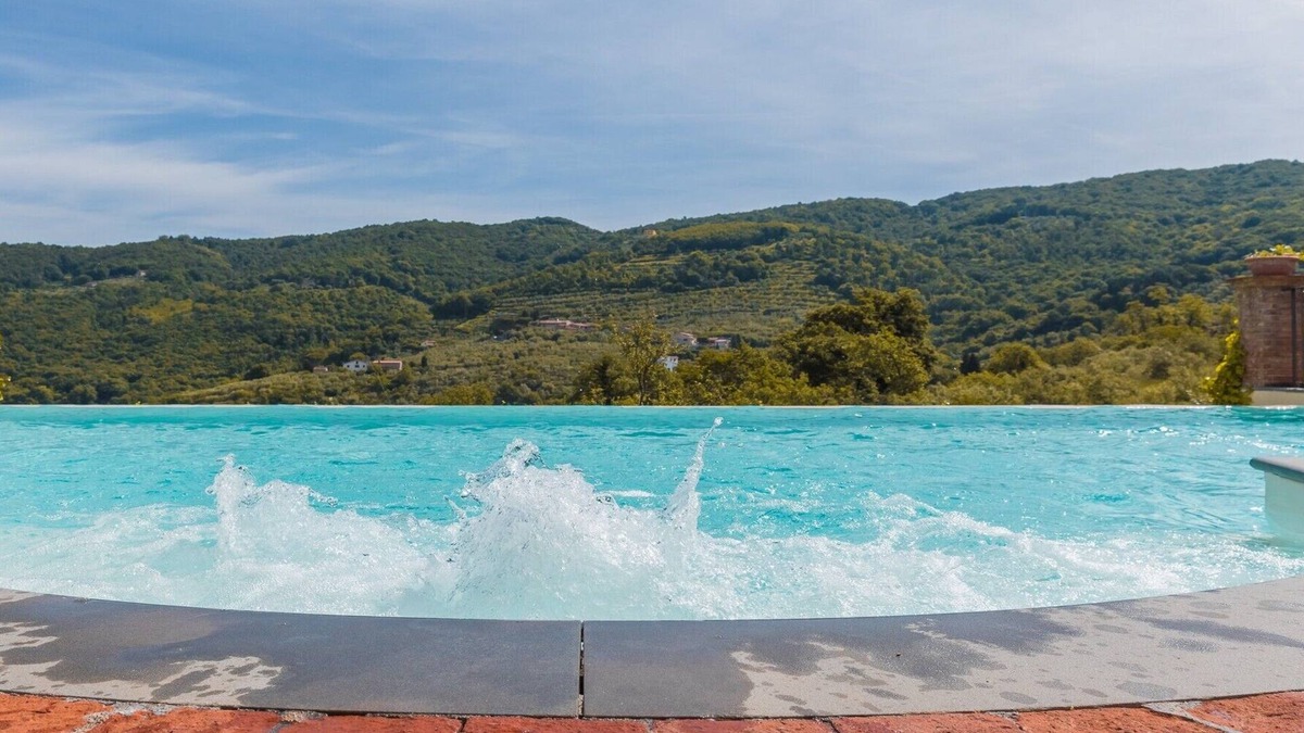 Monsummano Terme Villa | Villa Alete is located in an area called the Valdinevole Tuscany