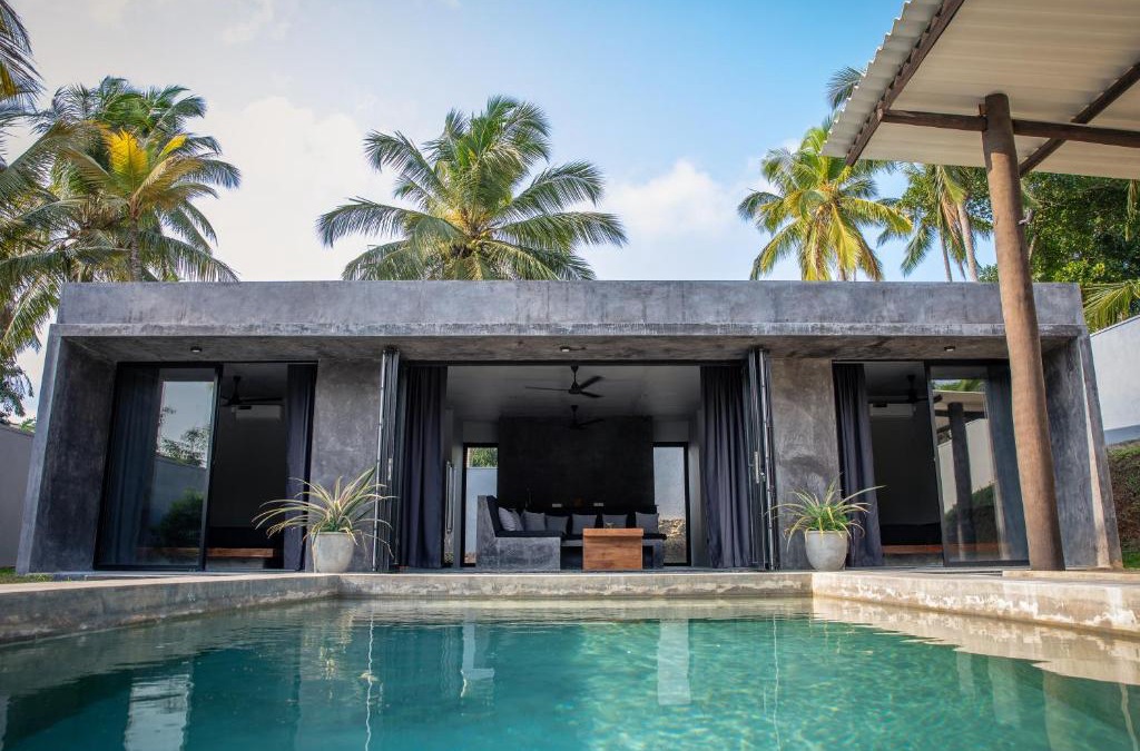 Kathaluwa Villa | Villa Allure & Villa Ahurewa