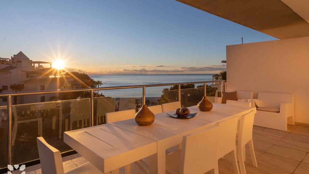 Pueblo Mascarat Villa | Villa ALMADRAVA by Abahana Villas