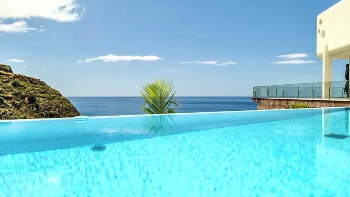 Calheta Villa | Villa Althea by Your Madeira Rentals