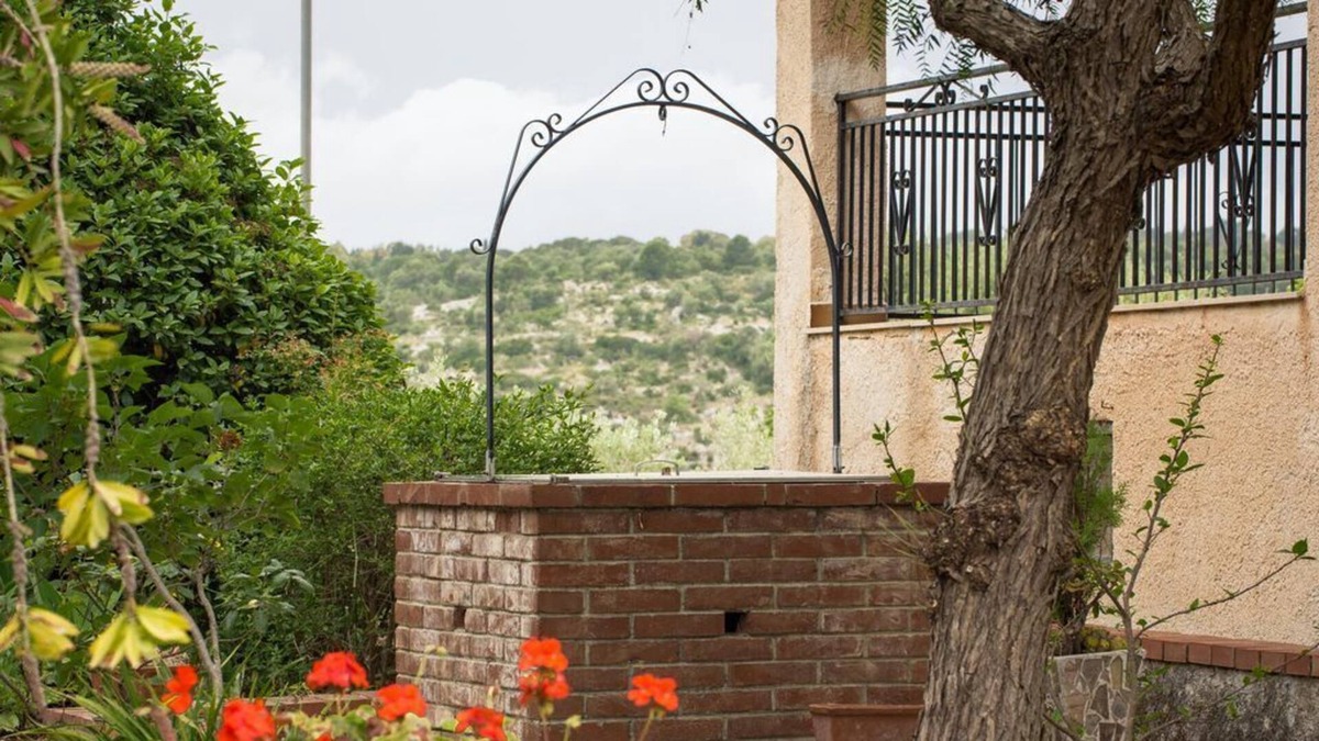 Noto House | Villa Alveria Noto with terraces