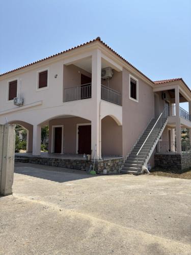 Krieza Apartment | Villa Amalia