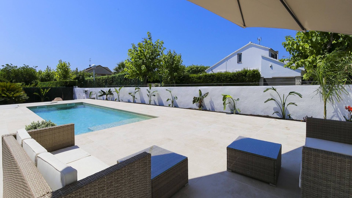 Salou Villa | Villa AMAZONICA - Only Families