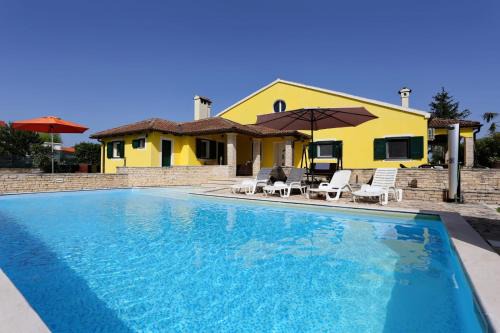Lovinac Villa | Villa Ana with large pool