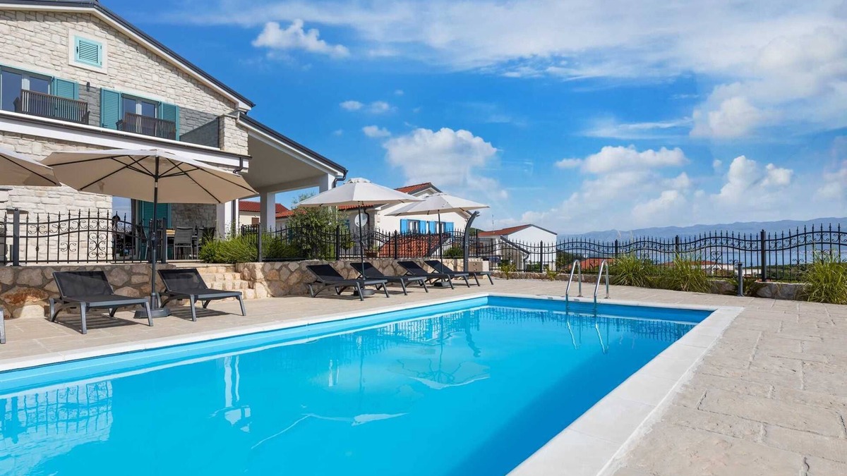Vrbnik Villa | Villa Andreja – Stylish Oasis with Heated Pool & Sea View