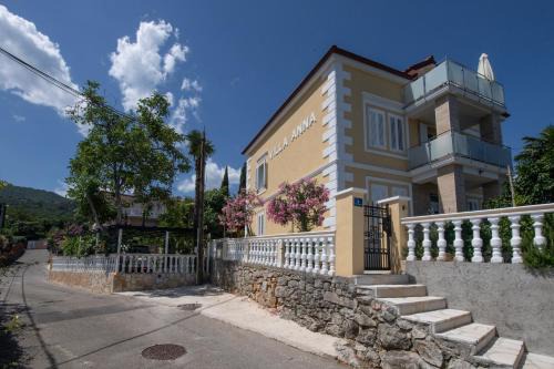 Ika Apartment | Villa Anna-potkrovlje
