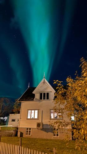 Tromsdalen House | Villa Arctica