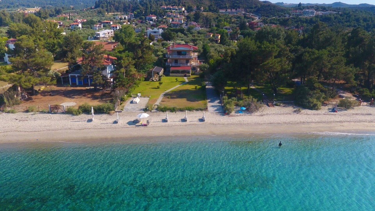 Pefkochori Villa | Villa Argo 3 - Beachfront, Big gardens, Amazing Location and Fantastic Views!