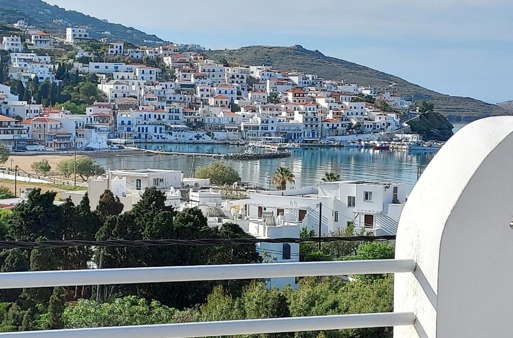 Mpatsi Apartment | Villa Arni Andros - Βίλα ΑΡΝΗ