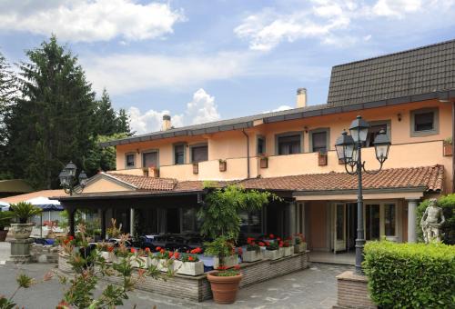 Nemi Hotel | Villa Artemis