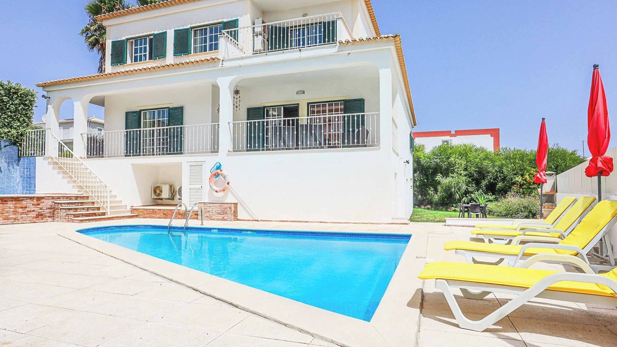 Monte Raposo Villa | Villa Ash - Four Bedroom Villa, Sleeps 8