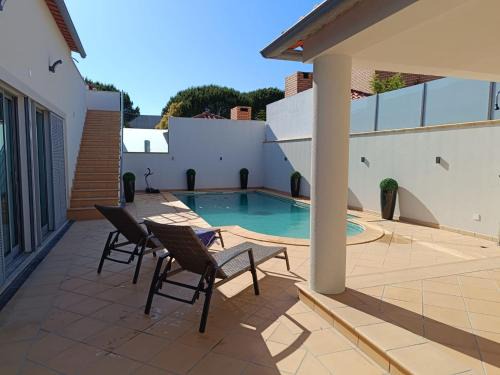 Torreira Villa | Villa Atlantica Torreira Piscine Salle de Jeux