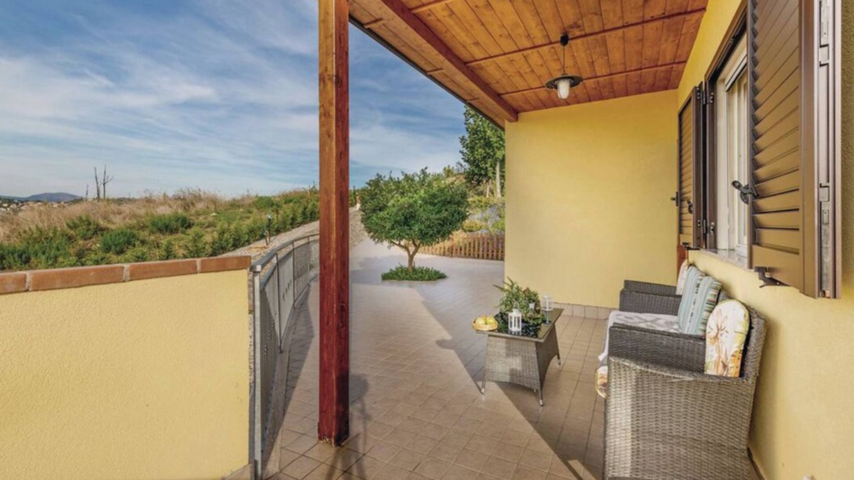 Laureana Cilento House | Villa Aurora "Pomegranate House Sea View"
