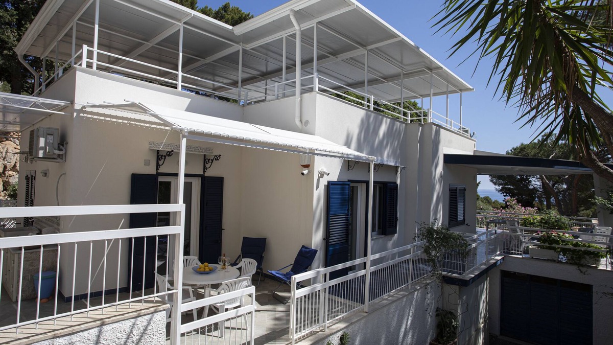 Addaura Apartment | Villa Aurora Mondello Addaura - Apartment Punta Priola