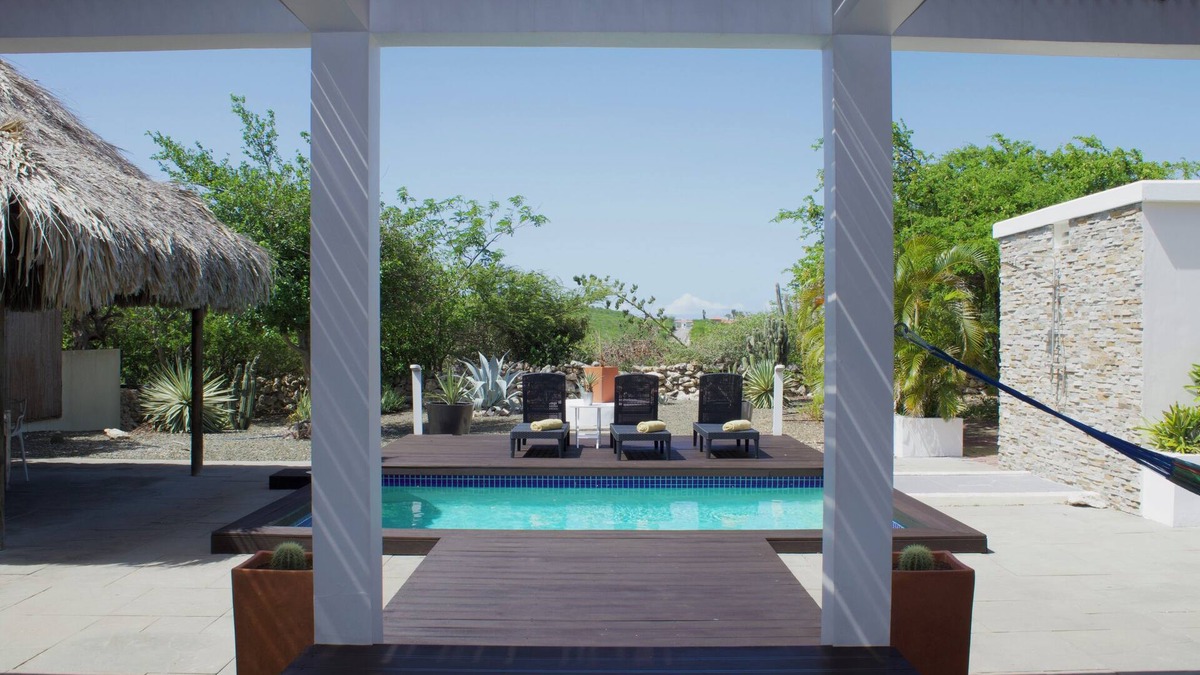 Sint Willibrordus Villa | Villa Aurora, very private with own swimming pool and garden with a top view!