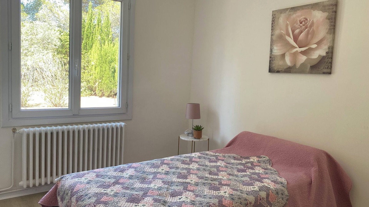 Saint-Mitre-les-Remparts House | Villa Avec Terrasse et Jardin
