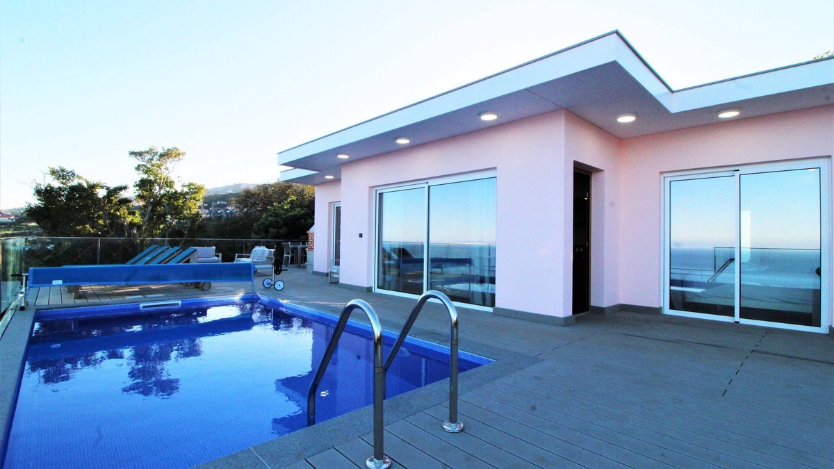 Santa Cruz Villa | Villa Azinhaga