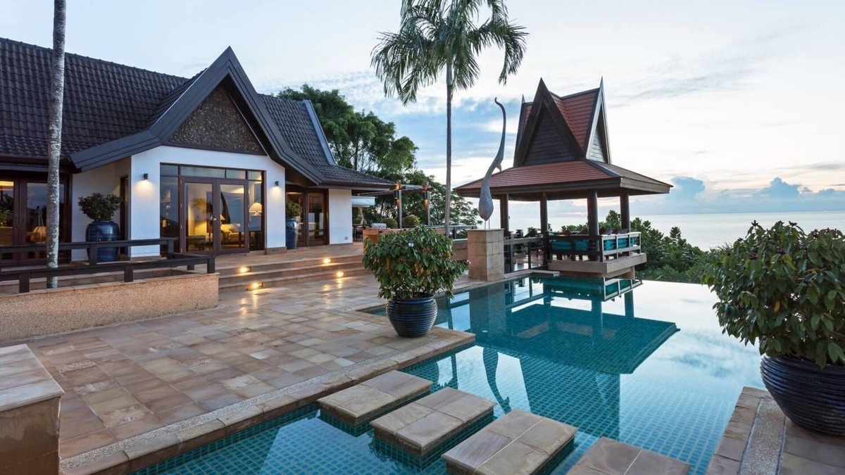 Kata Villa | Villa Baan Hen, 5 Bedroom in Kata Beach