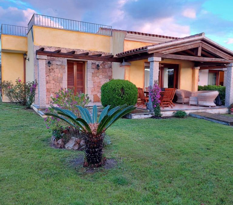 Tanaunella Villa | Villa Baia Sant Anna