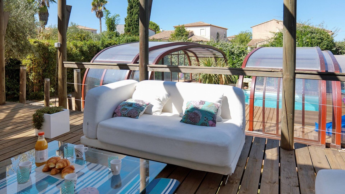 Saint-Jean-de-Vedas Villa | Villa Balinaise - Welkeys