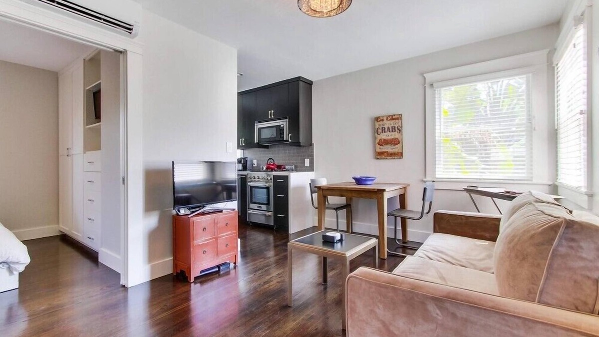 North Park Villa | Villa Barajas - Gorgeous, modern hide-away near Zoo & Park