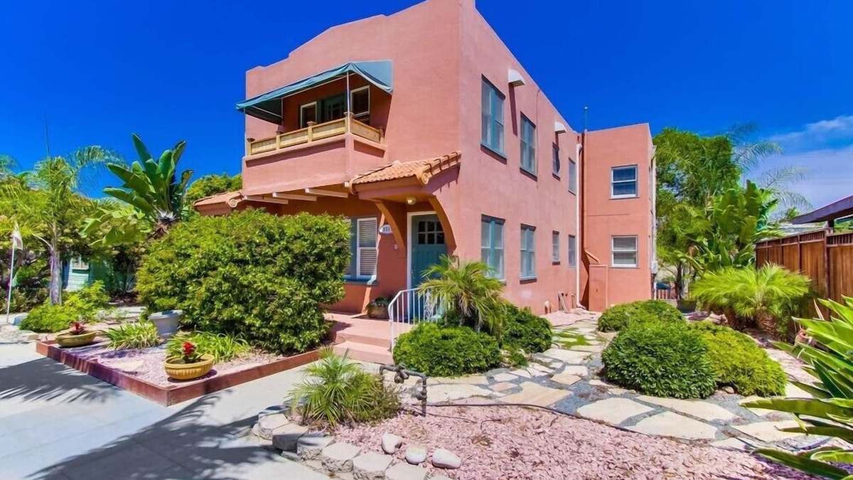 North Park Villa | Villa Barajas - Spacious, Modern Suite near Park, Zoo, Beaches