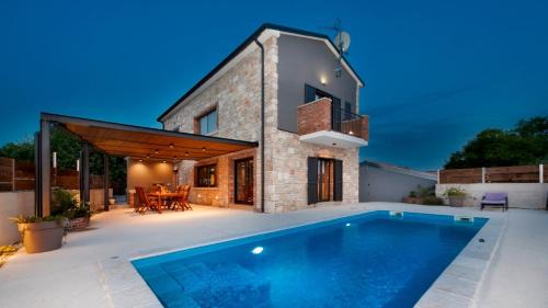 Kanfanar House | Villa Baraka by Villas Holiday