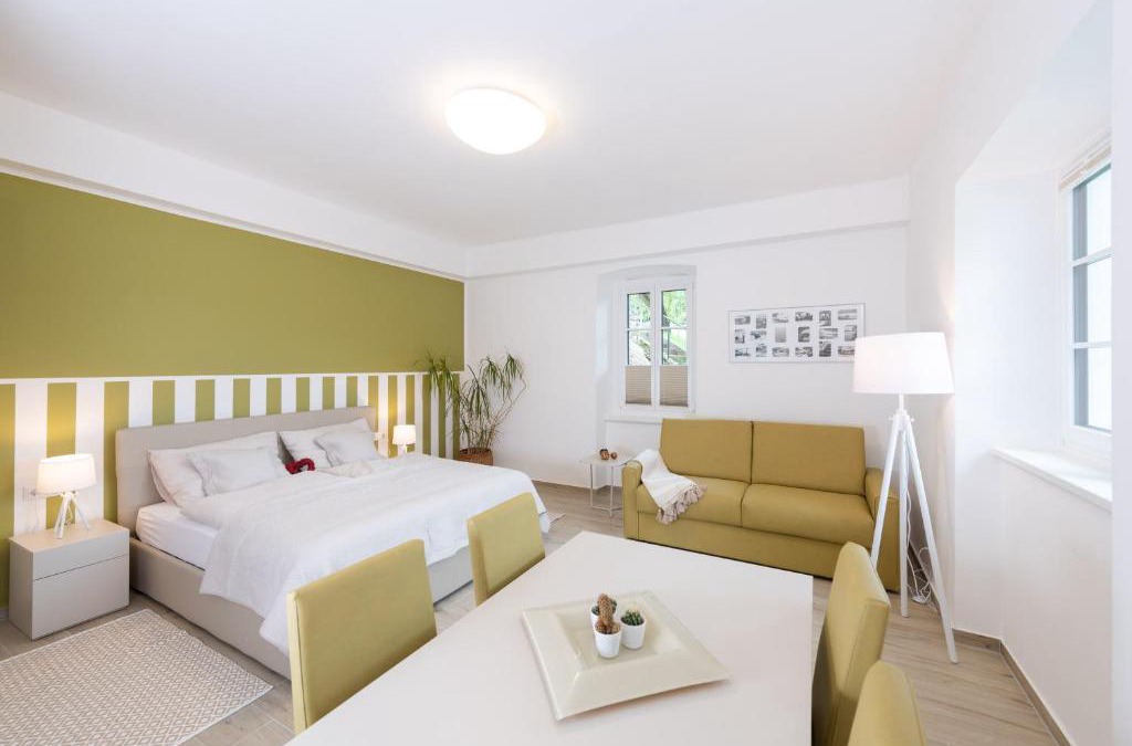 Poertschach am Woerthersee House | Villa Bella Vista - Apartment Green