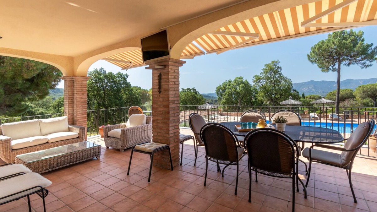 Santa Cristina de Aro Villa | Villa 'Bell Lloc St Cristina Dar' with Mountain View, Private Pool and Wi-Fi